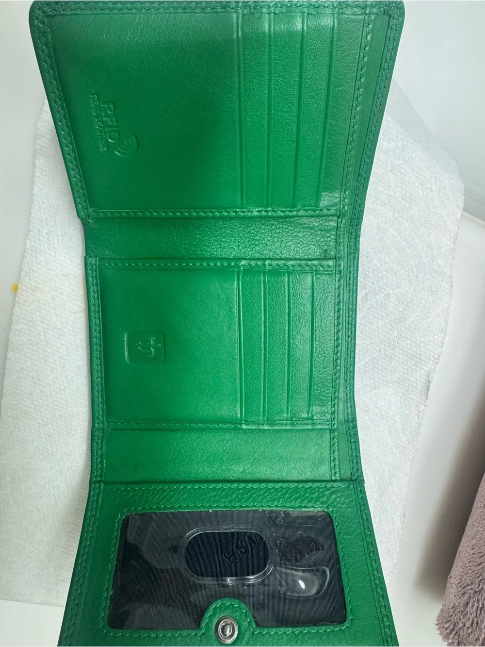 Green Leather Bifold Wallet